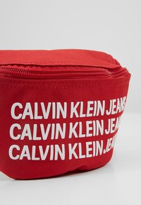 Calvin Klein Jeans Håndtasker - red