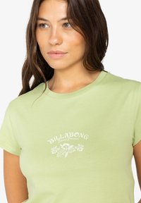 Billabong DREAMERS PARADISE - Printtipaita - sage