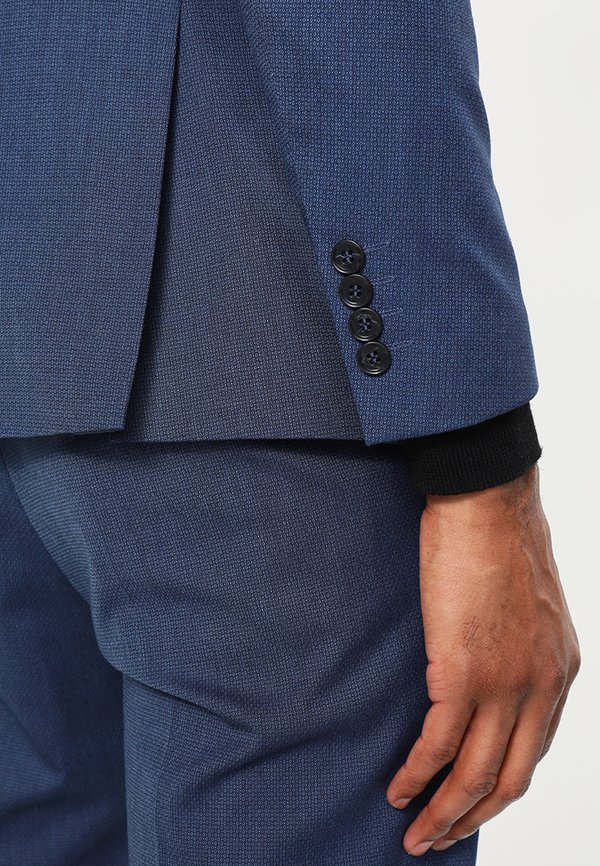 SHDONE-MYLOCELL - Suit2