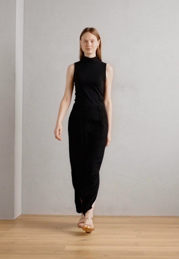 Classic heels - gold2