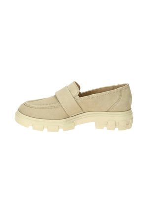 Beige Slipper aus Wildleder, mit einem breiten Riemen über dem Mittelfuß, dicker strukturierten Sohle und runder Zehenform.