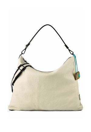 Crèmekleurige handtas van getextureerd leer met zwarte verstelbare schouderriem en ritssluiting met turkooise accenten.