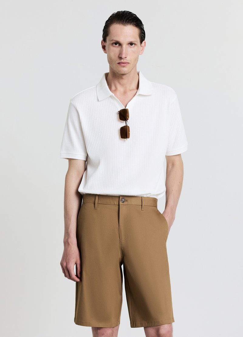 Calliope CENTRALE - Shorts - tabacco