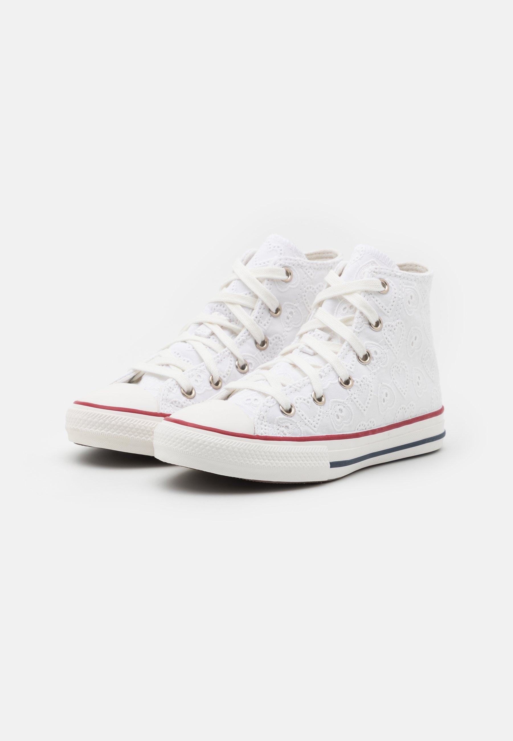 active converse low tops