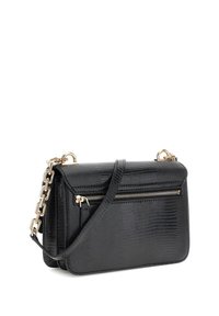 Borsa a tracolla in ecopelle nera con motivo testurizzato, hardware dorato, tasca con zip e tracolla regolabile. Forma rettangolare compatta.