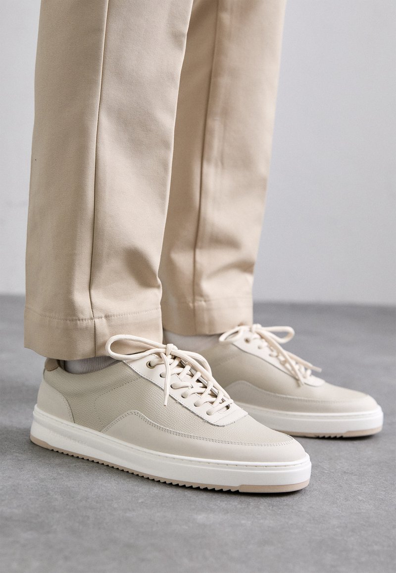 Filling Pieces - MONDO TECH CRUMBS  - Trainers - off white, Enlarge