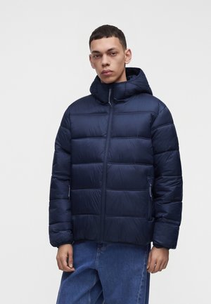 Tommy Jeans, LOGO PATCH HOODED PUFFER - Зимно яке - dark night navy