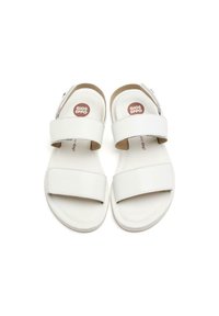 Sandalias blancas con dos correas ajustables de velcro, una plantilla acolchada y una textura suave. Logo impreso en marrón en la plantilla.