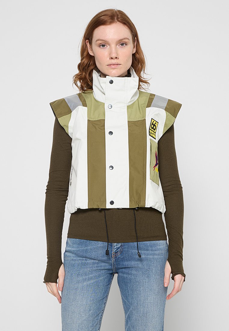 Ganni Bodywarmer wit