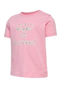 Roze katoenen t-shirt met korte mouwen, voorzien van een decoratief bloemenmotief met een bij en het woord "hummel" in een lichtgekleurde, patronenlettertype.