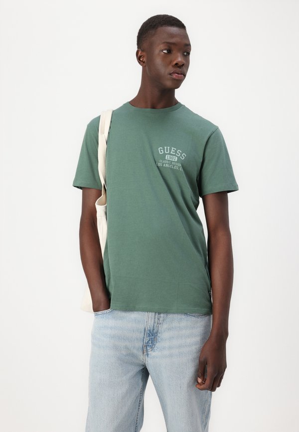 CLASSIC COLLEGIA - Print T-shirt - urban sky2