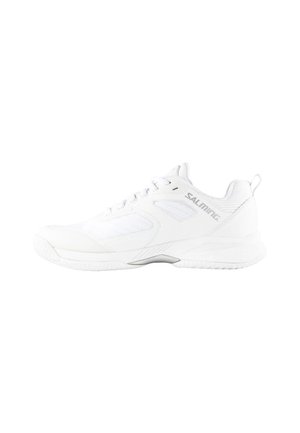Zapatilla deportiva blanca de la marca Salming con cordones, suela texturizada y tira para tirar en el talón, mostrada en vista lateral sobre fondo blanco.
