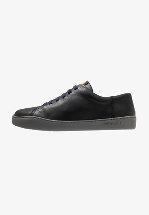 PEU TOURING - Trainers - black