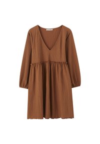 Braunes knielanges Kleid mit tiefem V-Ausschnitt, langen Puffärmeln und einer gerafften Naht an der Taille. Verfügt über einen strukturierten, gerippten Stoff.