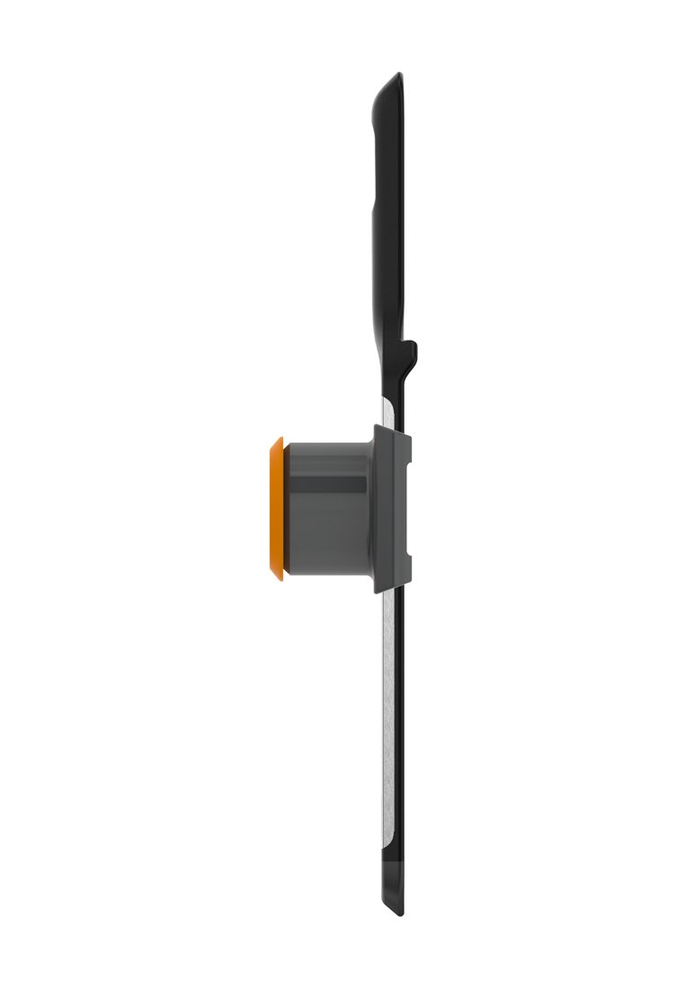 Czarna plastikowa narzędzie o wąskiej budowie, z szarym cylindrycznym elementem i pomarańczowym akcentem. Gładka tekstura z pionową orientacją.