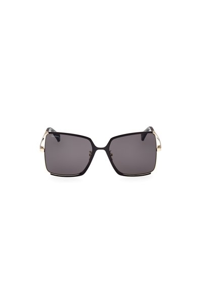 Gafas de sol rectangulares negras con lentes oscuros, bisagra con detalles dorados y diseño angular. Presentan un acabado brillante y esquinas afiladas.