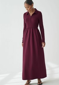 Next LONG SLEEVE COLLARED-REGULAR FIT - Maksikleit - oxblood red