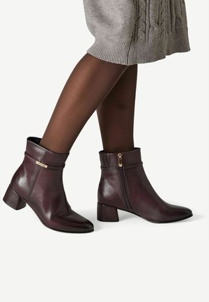 Marco Tozzi, Boots à talons - bordeaux