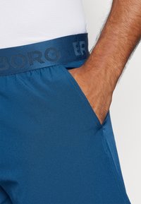 Björn Borg SHORT SHORTS - Sportiniai šortai - blue wing teal