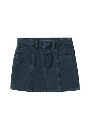 Mørkeblå denim mininederdel med forreste knapper, bæltestropper, to forlommer og vertikale sømdetaljer.