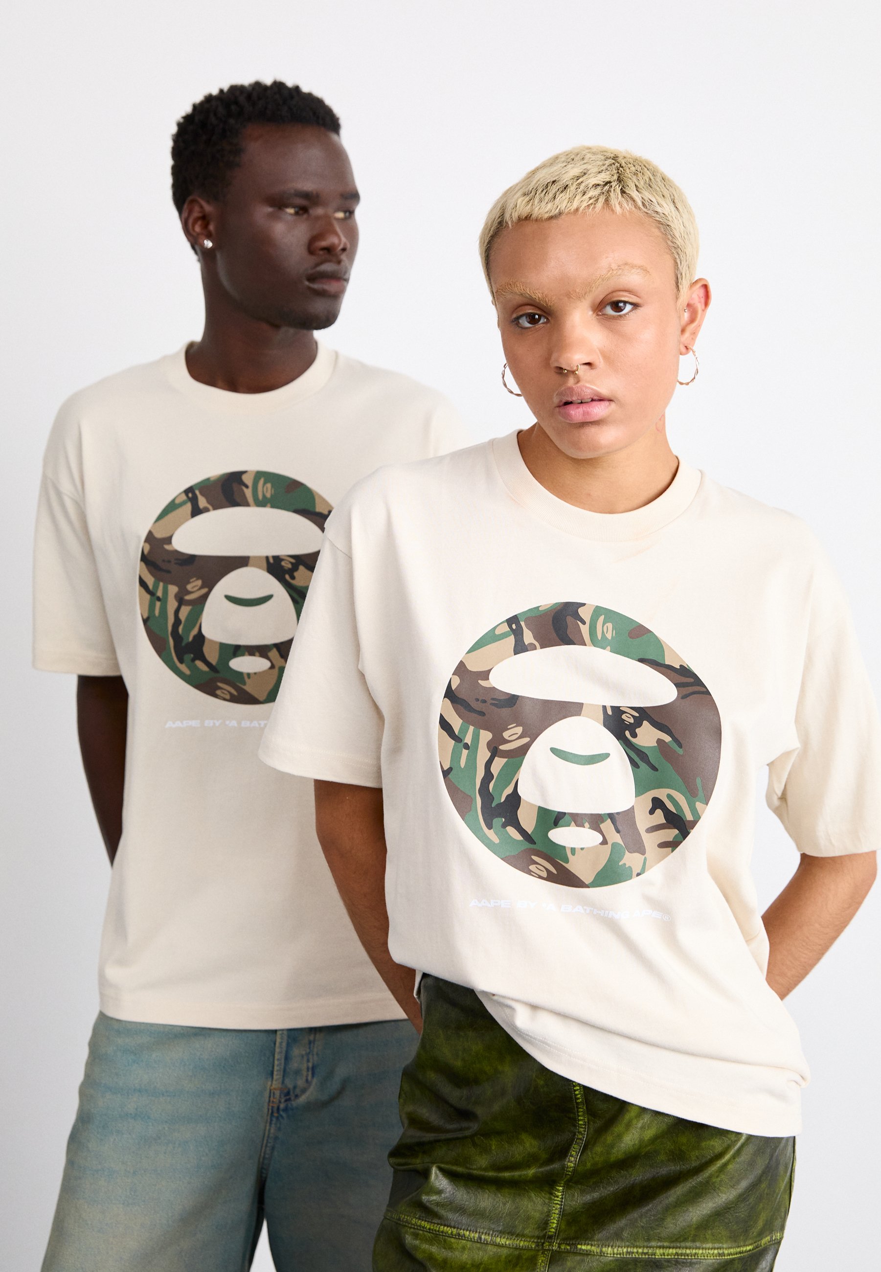 AAPE By A Bathing Ape BASIC TEE UNISEX - T-shirt estampada - ivory