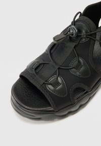 Even&Odd Wide Fit Wedge sandals - black