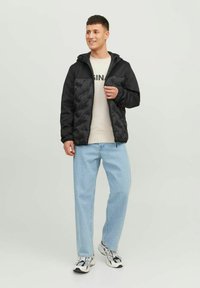 Jack & Jones - Talvitakki - black Pienoiskuva 1