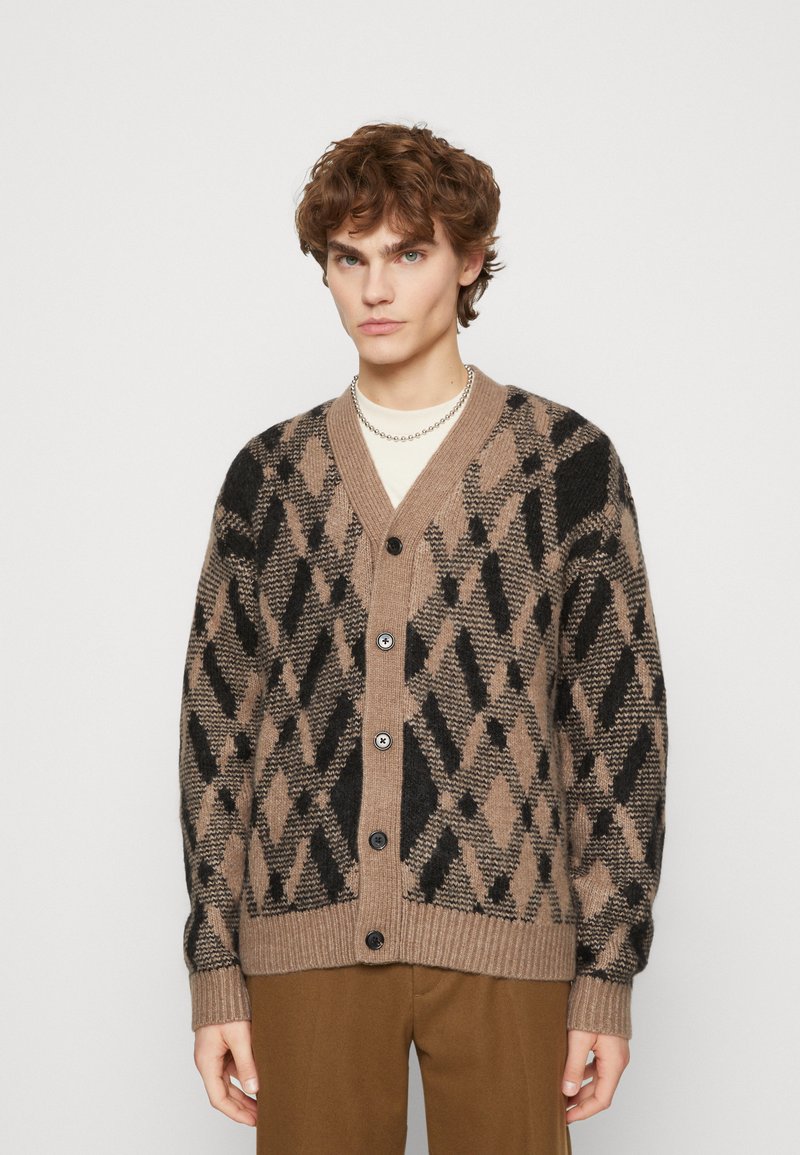 Abercrombie & Fitch CARDIGAN Cardigan argyle/camel Zalando.dk