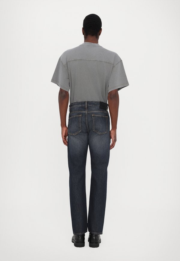 ARCHER STRAIGHT - Straight leg jeans2