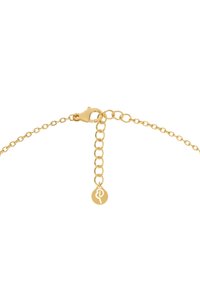 Guld kædearmbånd med en håndklips, der har et segment af runde led og et vedhæng emblem på en kort kædeudvidelse.