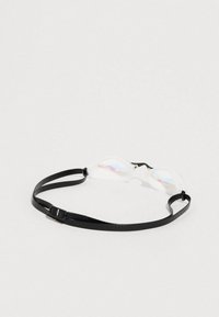 Διάφανα γυαλιά κολύμβησης με μαύρο υφασμάτινο λουράκι, με καμπυλωτό εργονομικό σχεδιασμό και αντανακλαστικούς φακούς. Ρυθμιζόμενη αγκράφα για προσαρμογή.