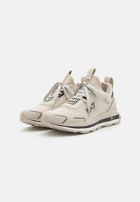 EA7 Emporio Armani Sneakers - beige