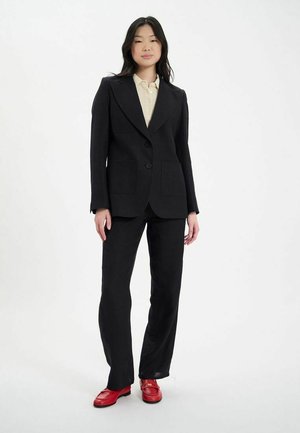 Blazer - p black