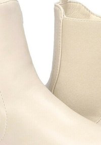 ETIKA JEDDAH 04 - Botines - beige