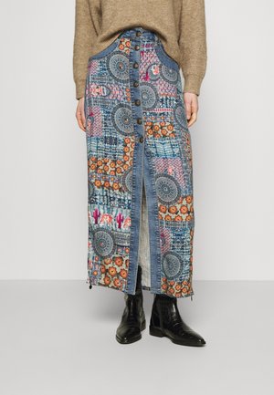 Maxirok - multi-coloured