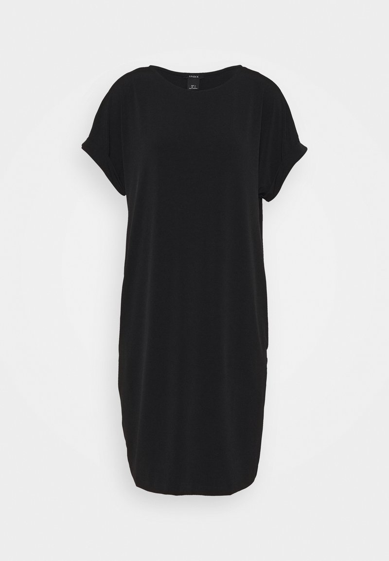 Robe noire à manches courtes, coupe décontractée, fabriquée en tissu doux. Elle dispose d'un col rond et tombe juste au-dessus du genou. Texture lisse.