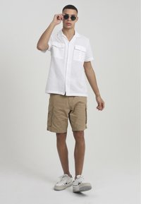 Brave Soul GDP - Camicia - white