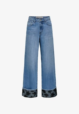 ONLY, WIDE-FIT JEANS ONLHOPE HIGH WAIST WIDE LEG FIT JEANS - Jean flare - medium blue denim