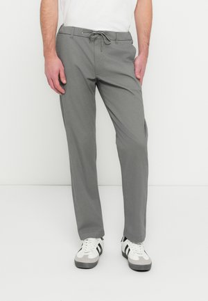 JPSTKANE ROCCO HYBRID - Pantalon classique - sedona sage