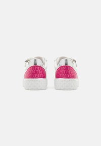 Marco Tozzi Sneakers laag - white/pink