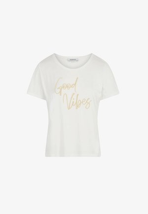 T-shirt bianca in cotone con colletto rotondo, maniche corte e la scritta "Good Vibes" stampata in oro con un font corsivo sul fronte.