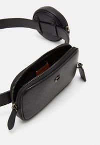 COACH MULTI POUCH BELT BAG - Bolsa de cintura - black