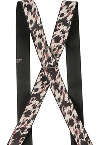 Leopardprint bretels met een zwarte textuur aan de achterkant. Voorzien van driehoekige zilverkleurige hardware in het midden, wat een X-vormig ontwerp creëert.