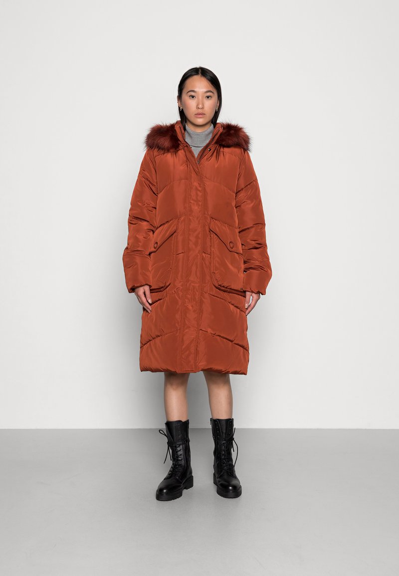 b.young - BYABELONE COAT 3 - Wintermantel - brown, Vergrößern