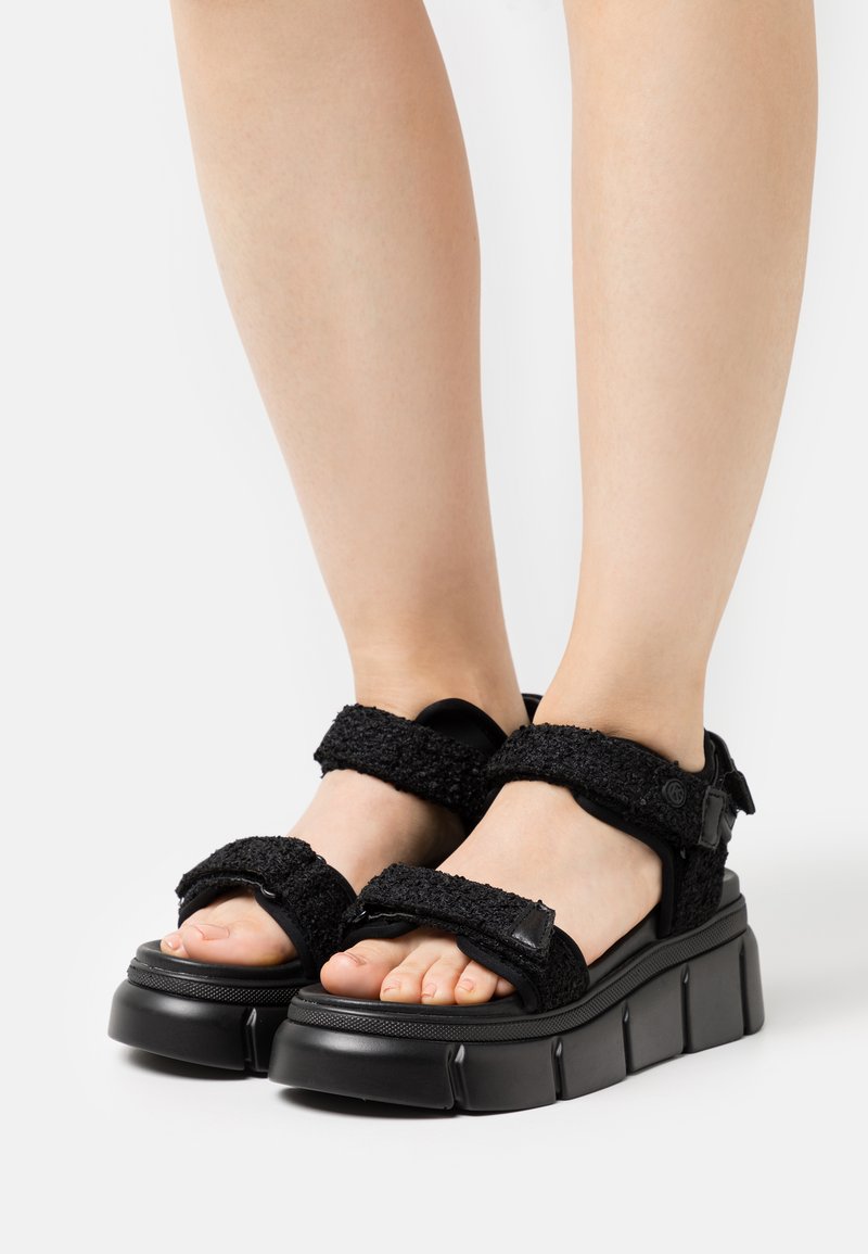 KG Kurt Geiger VEGAN RIGGED Platåsandaletter black/svart Zalando.se