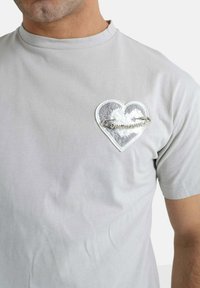 Sixth June HEART - T-shirts basic - grey
