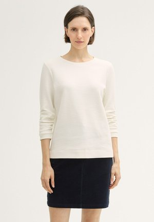 Sweater - whisper white