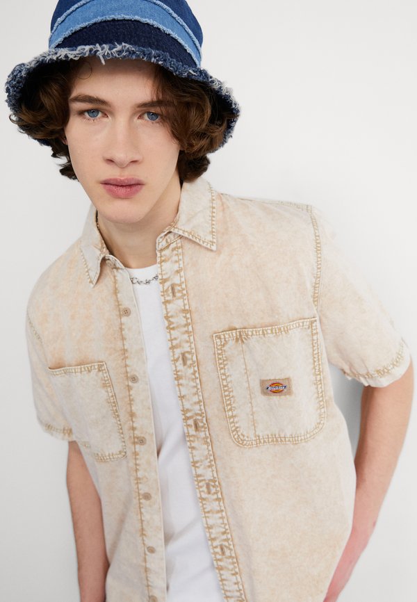 NEWINGTON - Shirt - beige2