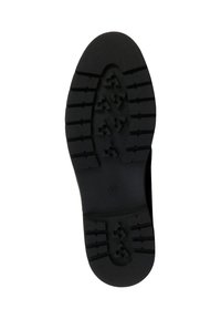 Suela de zapato de goma negra que presenta un patrón de relieve con líneas horizontales y formas triangulares para mejorar la tracción. Superficie texturizada para mayor agarre.