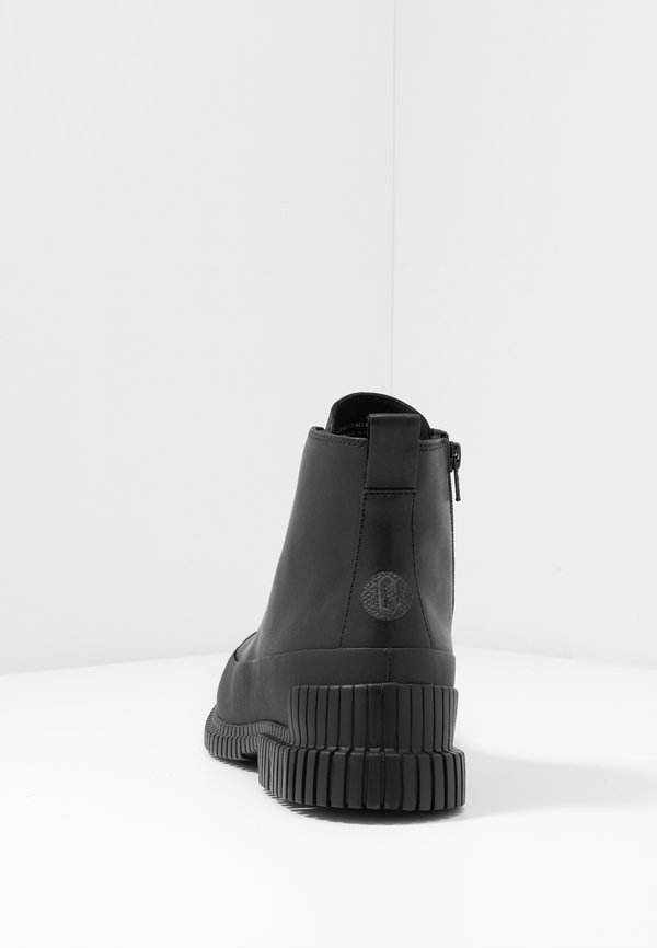 PIX - Lace-up ankle boots2